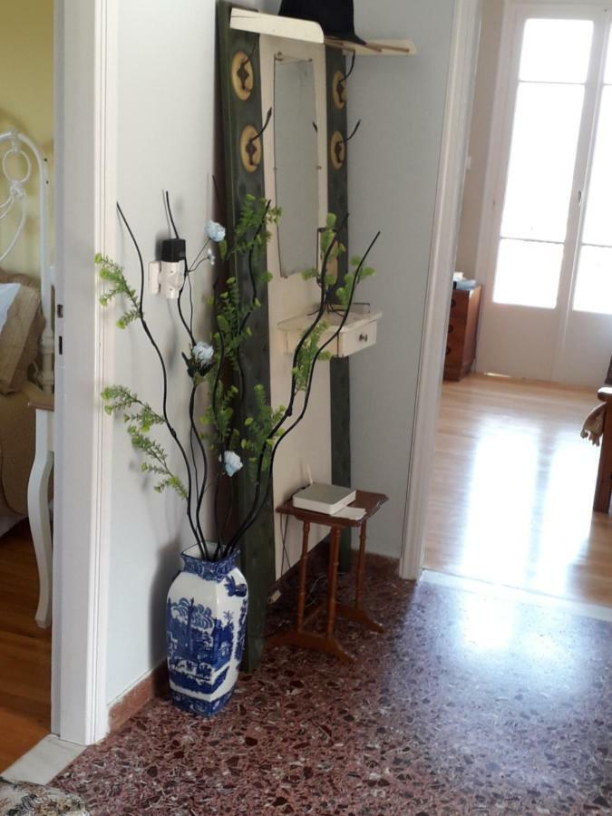 Art Flowers And Culture Мистрас Екстериор снимка